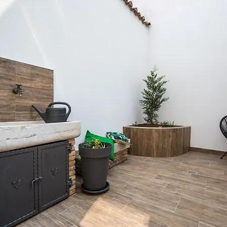 Appartement Arena Center *