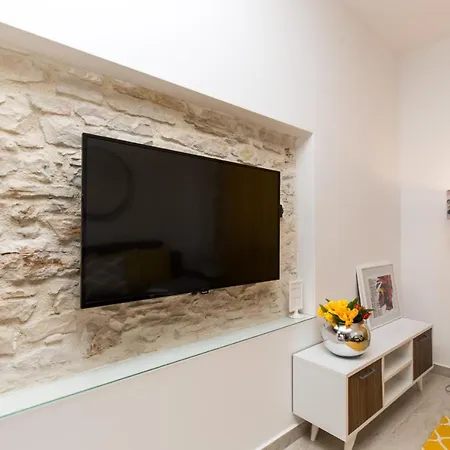 Apartment Arena Center Pula